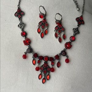 *NEW NO TAG* Elegant Red and Black Jewelry Set